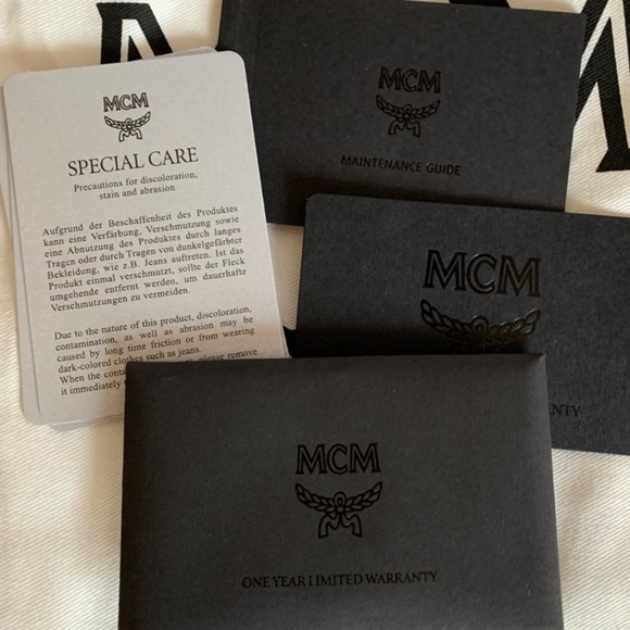 NWT! MCM STARK FLIGHT PRINT VISETOS BACKPACK W CERT OF AUTHENTICITY AND DUST BAG main image 2